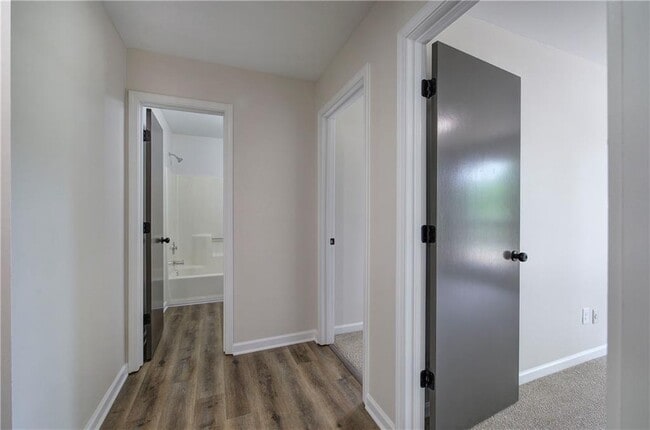 Building Photo - 4100 Chanticleer Dr NW