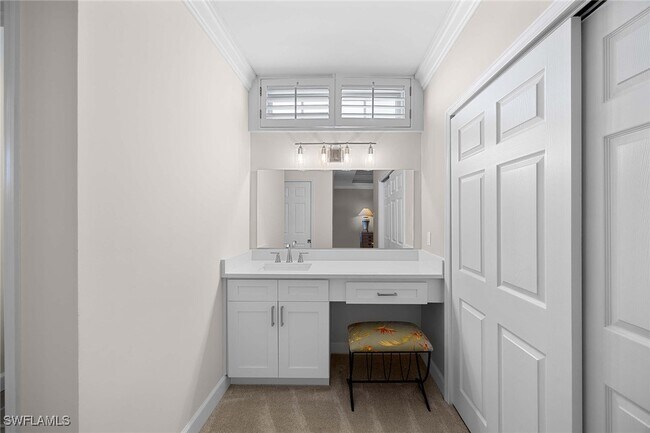 Building Photo - 828 Hideaway Cir E