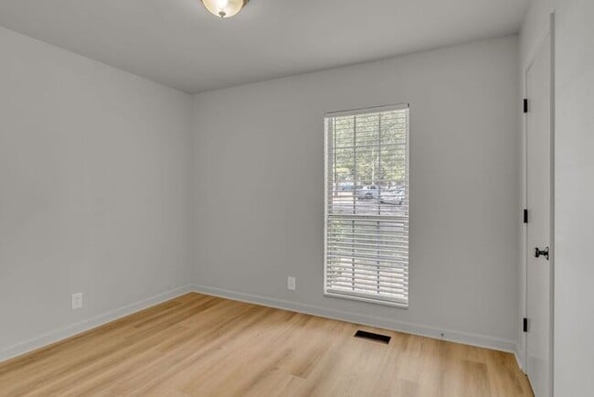 Building Photo - FOR RENT in Goodlettsville - Beautiful Renovation!