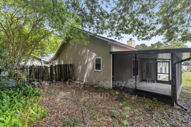 Building Photo - 3854 Windridge Ct