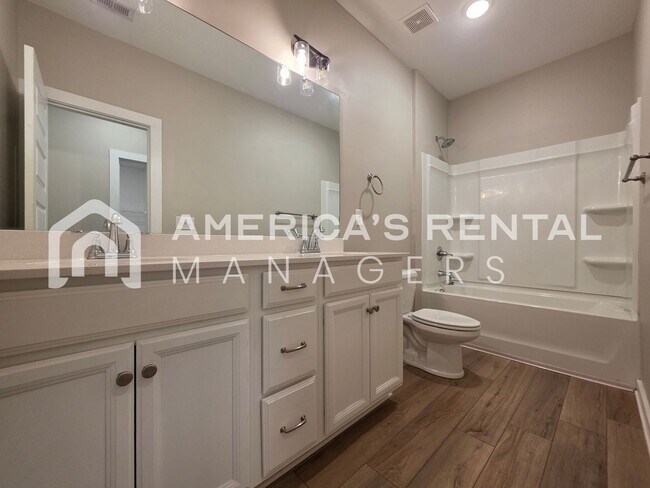 Building Photo - DEPOSIT PENDING!!! - Four Bedroom, Modern Home for Rent in Eastaboga - Available NOW!
