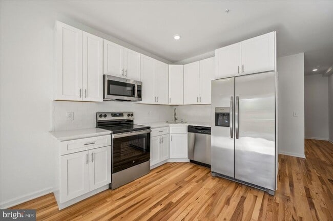 Building Photo - 1645 N Marshall St