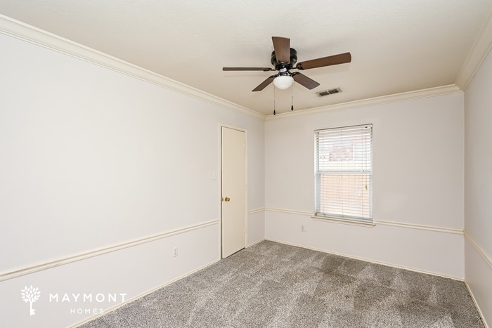 Building Photo - 716 Stonedale Dr