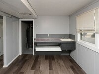 Building Photo - Spacious Living