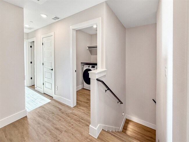 Building Photo - 5607 Mobeetie Lp