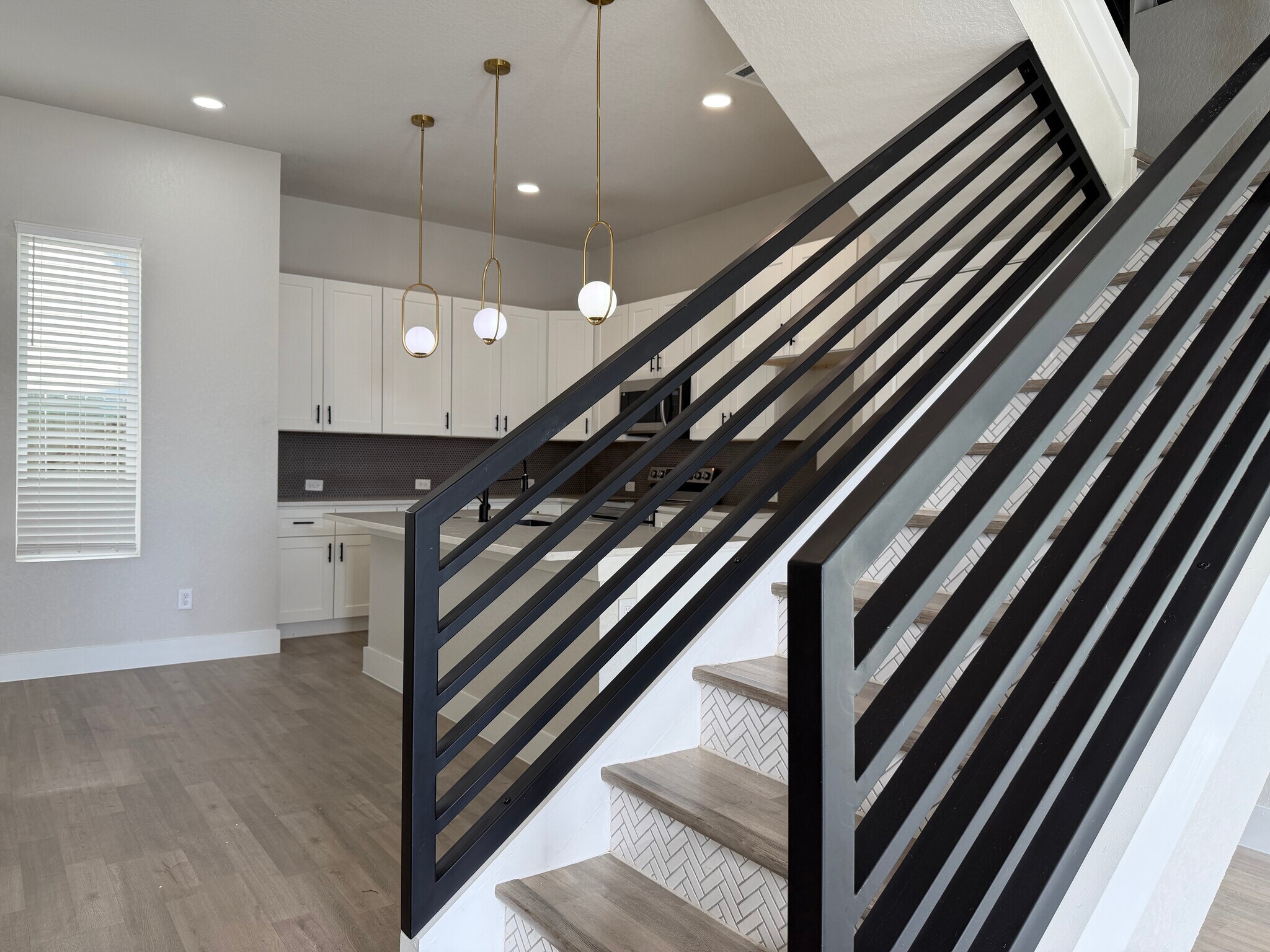 Building Photo - 343 Porter St