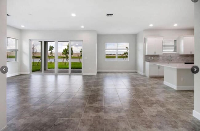 Building Photo - 5459 Liberty Ln