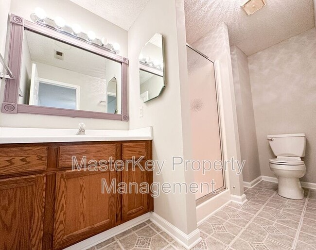 Building Photo - 3632 Manford Dr