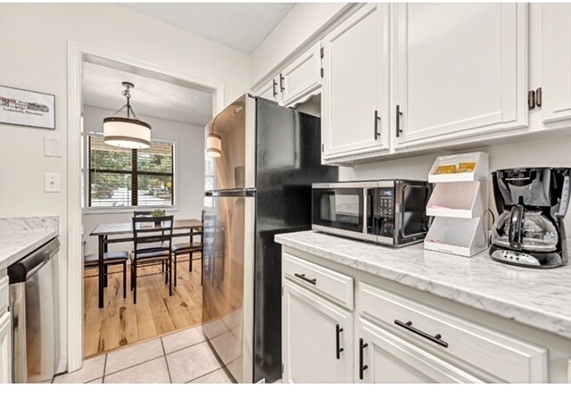 Building Photo - 203 NE J St