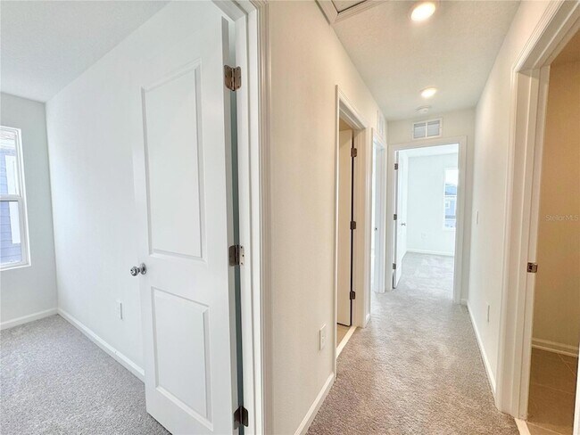 Building Photo - 3555 Kimbrough Dr