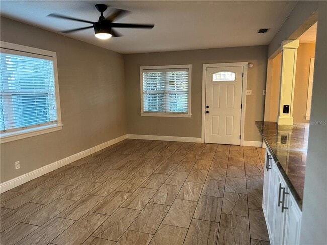 Building Photo - 3115 S Manhattan Ave