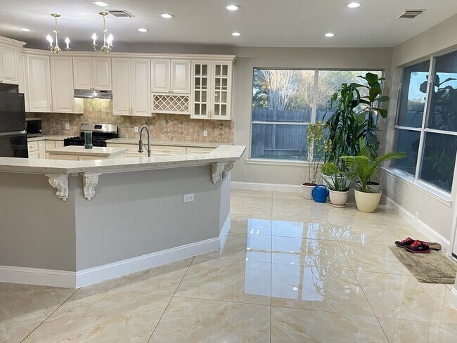 Building Photo - 6207 Harrison Ct