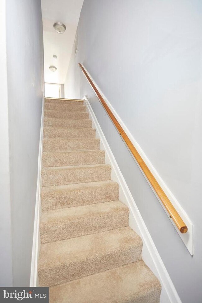 Building Photo - 762 Carroll St