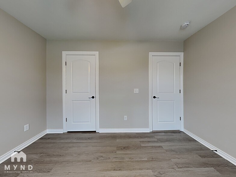 Building Photo - 13316 Brampton Way