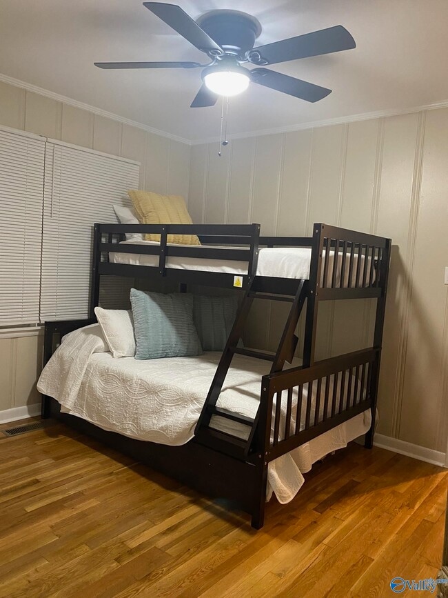 Building Photo - 2201 Shady Ln Dr NW