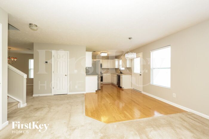 Building Photo - 420 Creek Oak Dr