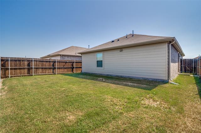 Building Photo - 2525 Russell St