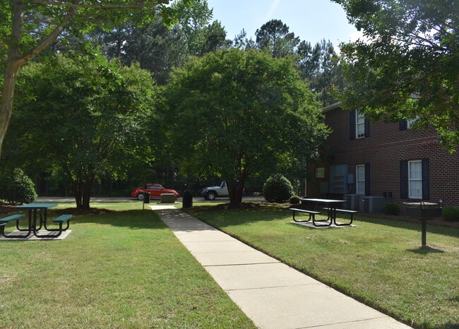 Building Photo - University Park Apartments