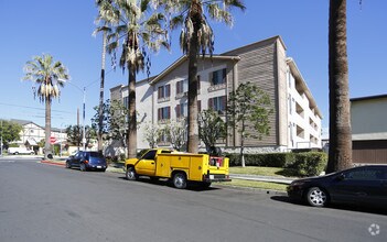 Building Photo - 144 N Belmont St