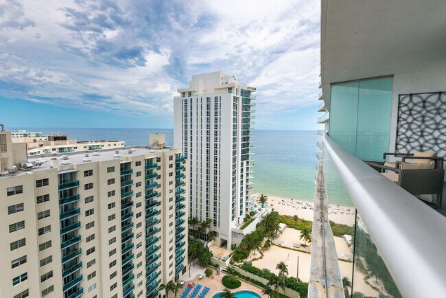 Building Photo - 4111 S Ocean Dr