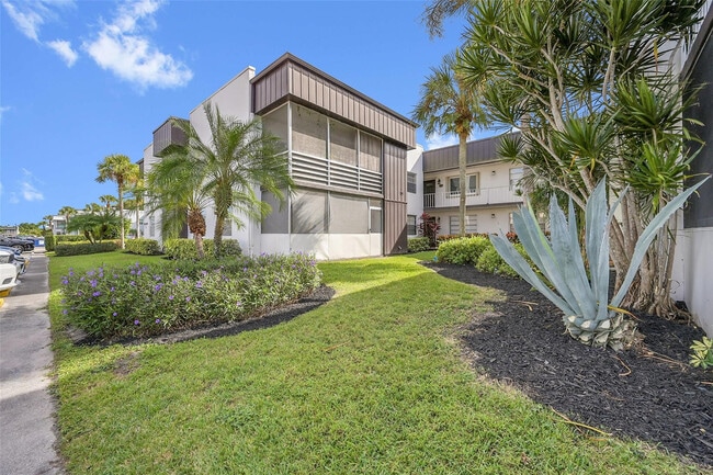 Building Photo - 964 Normandy Trail