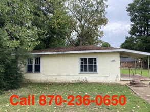 Building Photo - 201 S 14th Ave