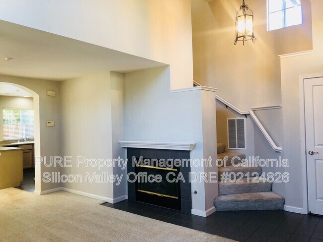 Building Photo - 374 Pismo Terrace