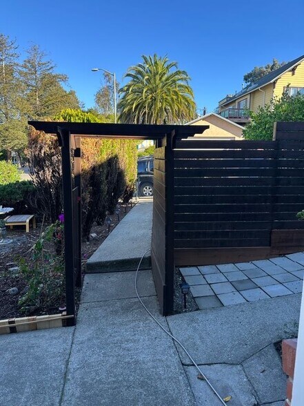 Building Photo - 3434 Champion St