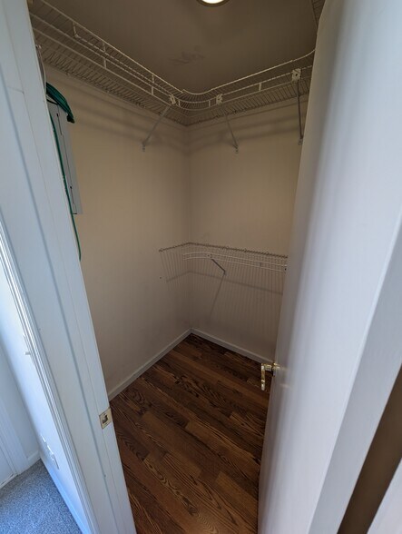 Building Photo - 55 Cross St