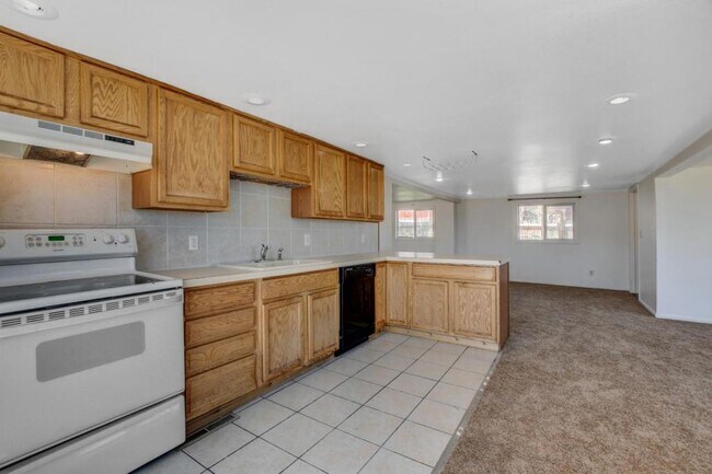 Building Photo - 24126 Cody Park Rd