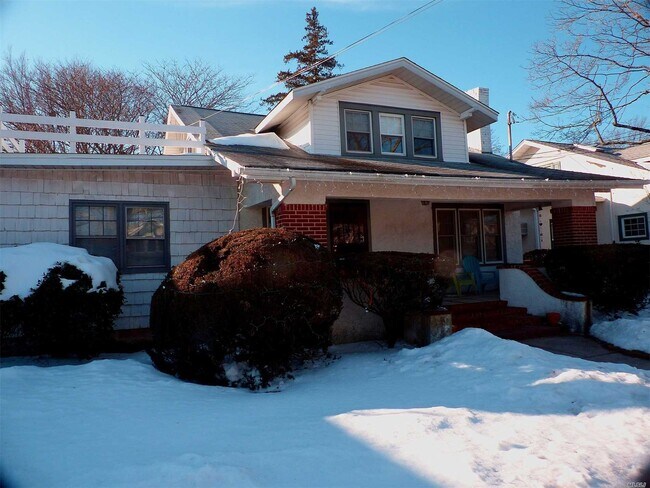 Primary Photo - 2506 Parkview Pl