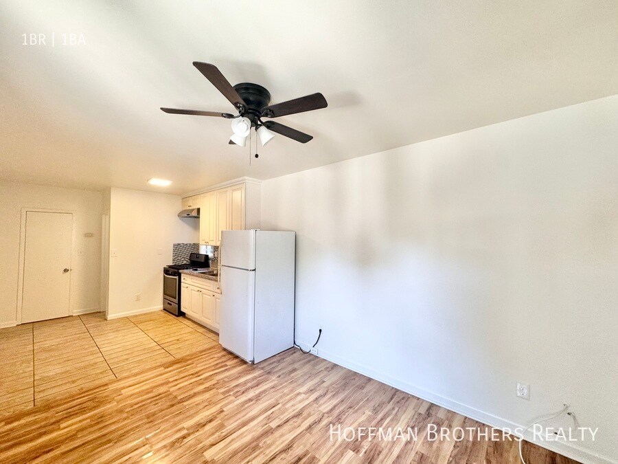 Building Photo - 5419 Harold Way