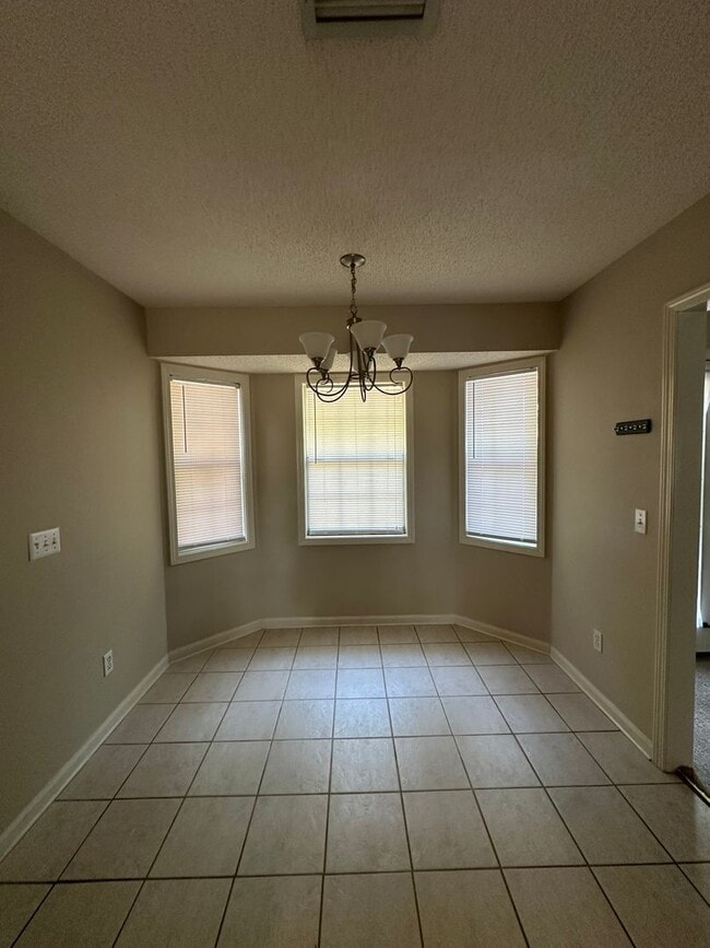 Building Photo - Quail Hollow Subdivision!!