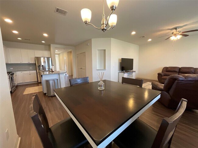 Building Photo - 18317 Calasetta Dr