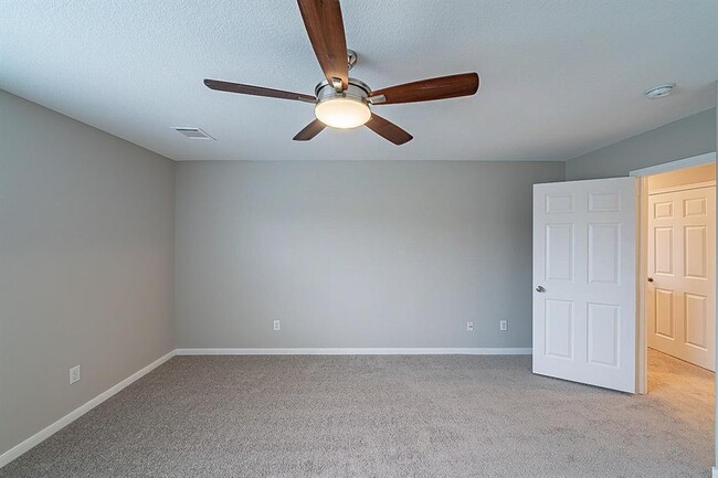 Building Photo - 28877 San Bernard River Loop