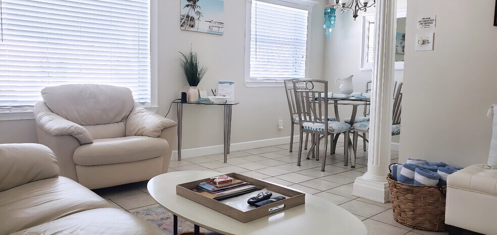 Building Photo - 911 Pacific Ave