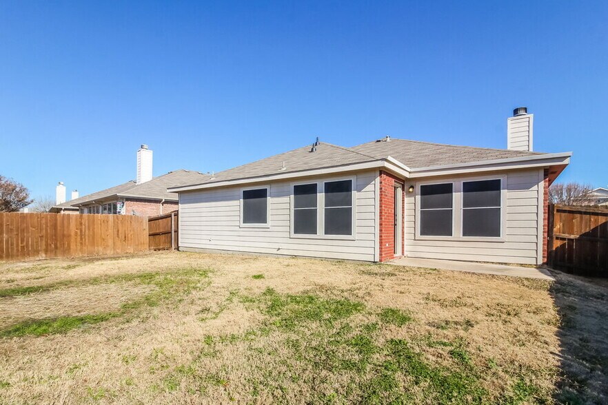 Building Photo - 1515 Warrington Way