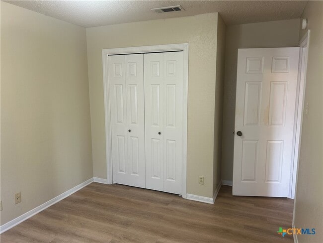 Building Photo - 4809 Bramblewood Dr