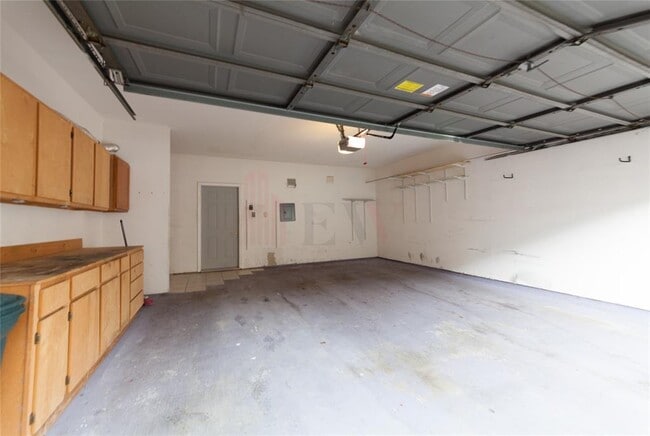 Building Photo - 3780 Tanglewilde St