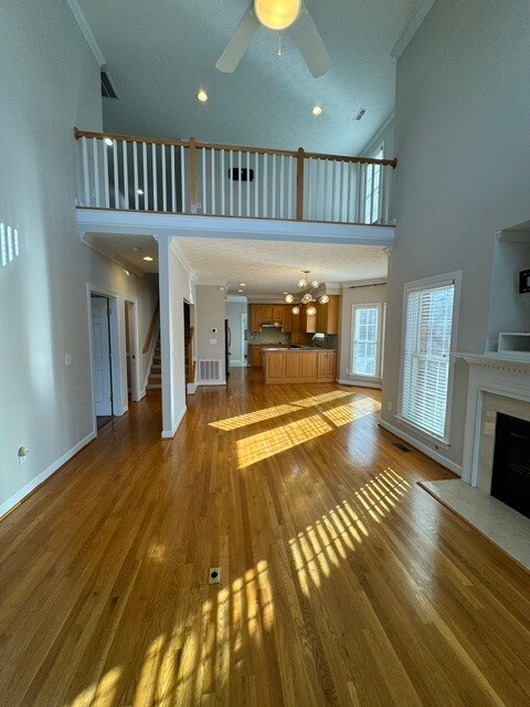 Building Photo - Port Warwick Luxury attached Home End Unit