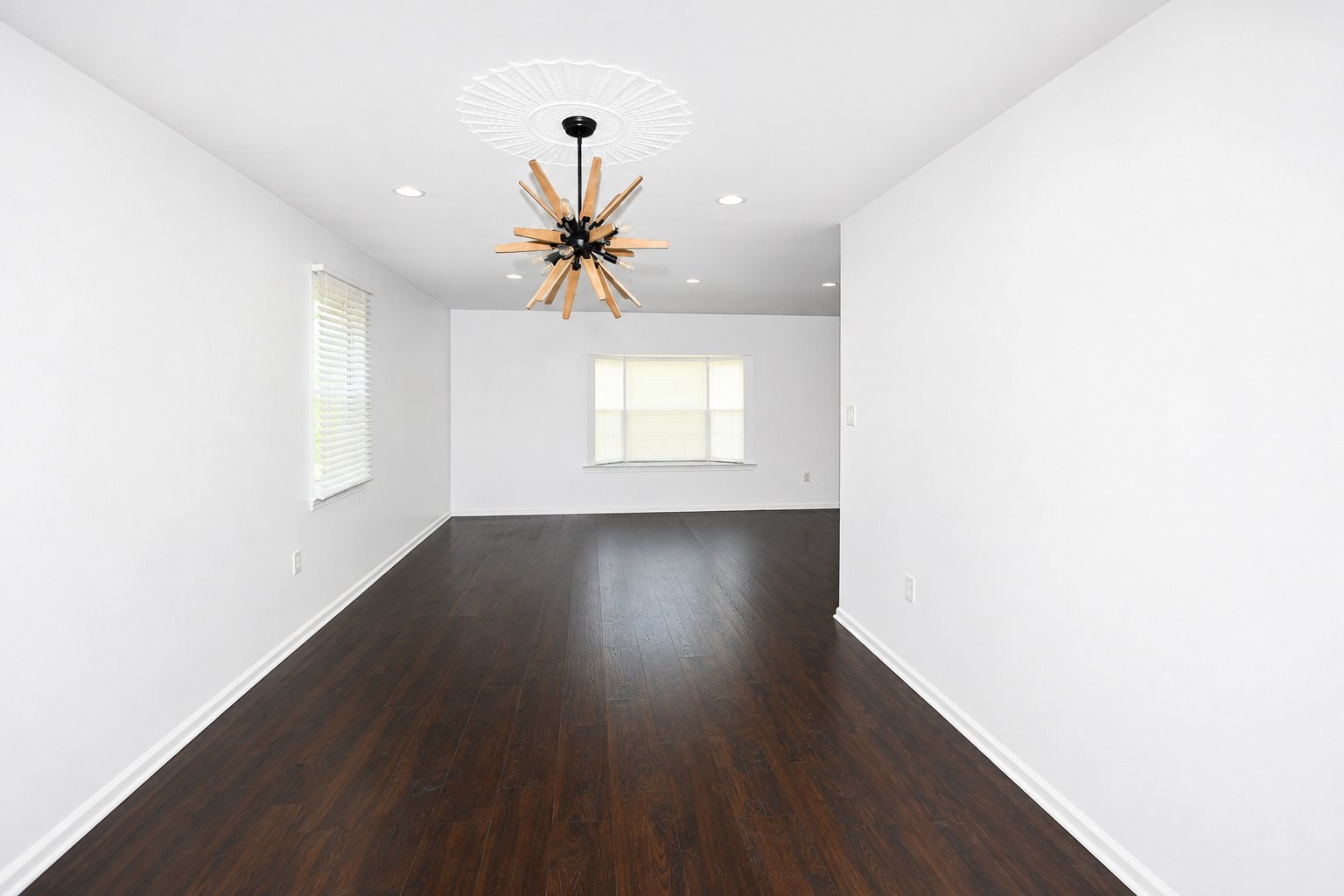 Building Photo - 9204 Lancelot Rd
