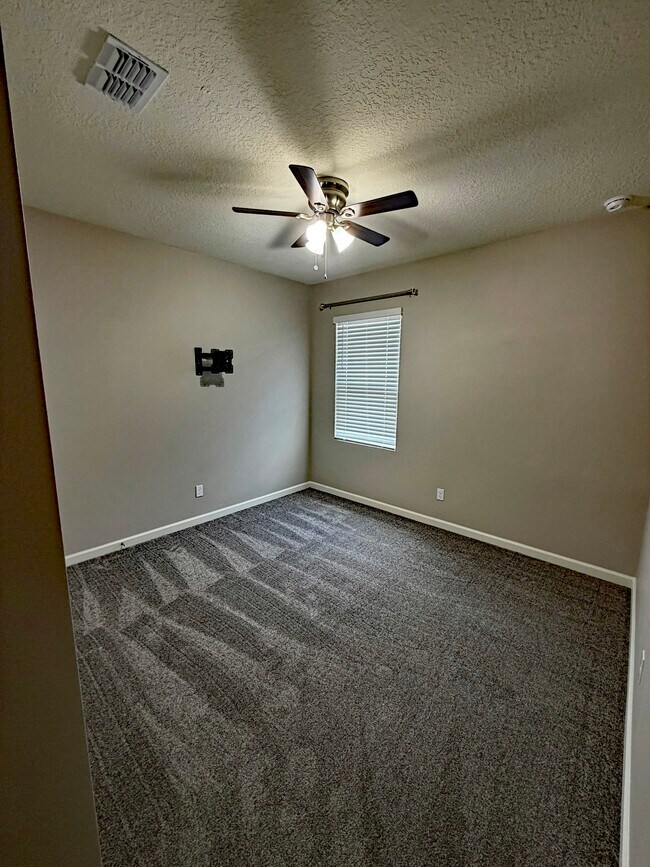 Building Photo - 5306 Entertainment Way