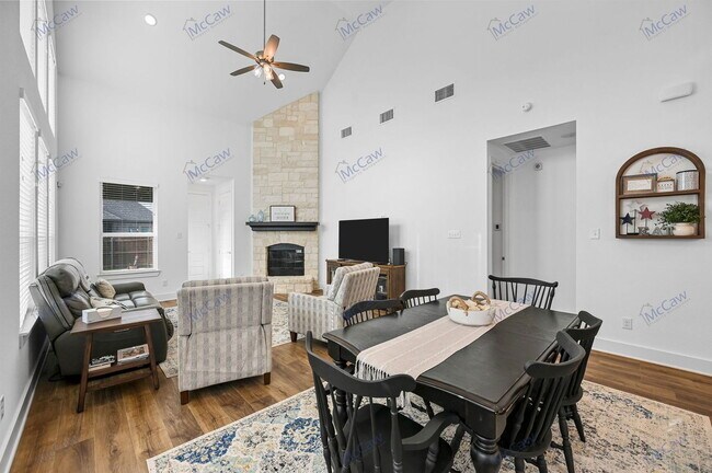 Building Photo - 424 Country Meadows Blvd