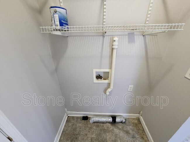 Building Photo - 1201 S 11th St