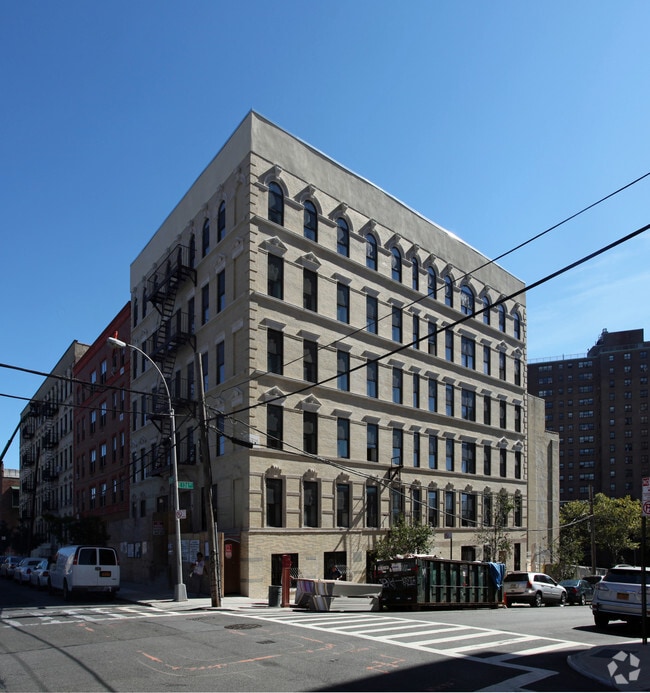 Brookhaven Apartments 190 Brown Pl Bronx NY 10454 Apartment Finder