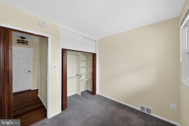 Building Photo - 5219 Montgomery St