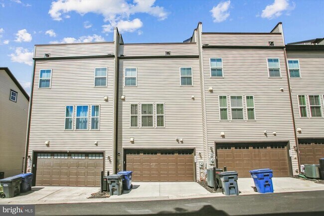 Building Photo - 7269 Nittany Ln