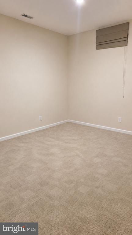 Building Photo - 5455 Quaint Dr