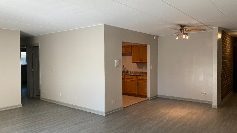 Building Photo - 108 E Bailey Rd