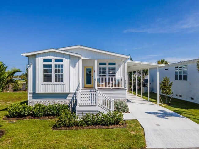 Building Photo - 11596 Palm Dr